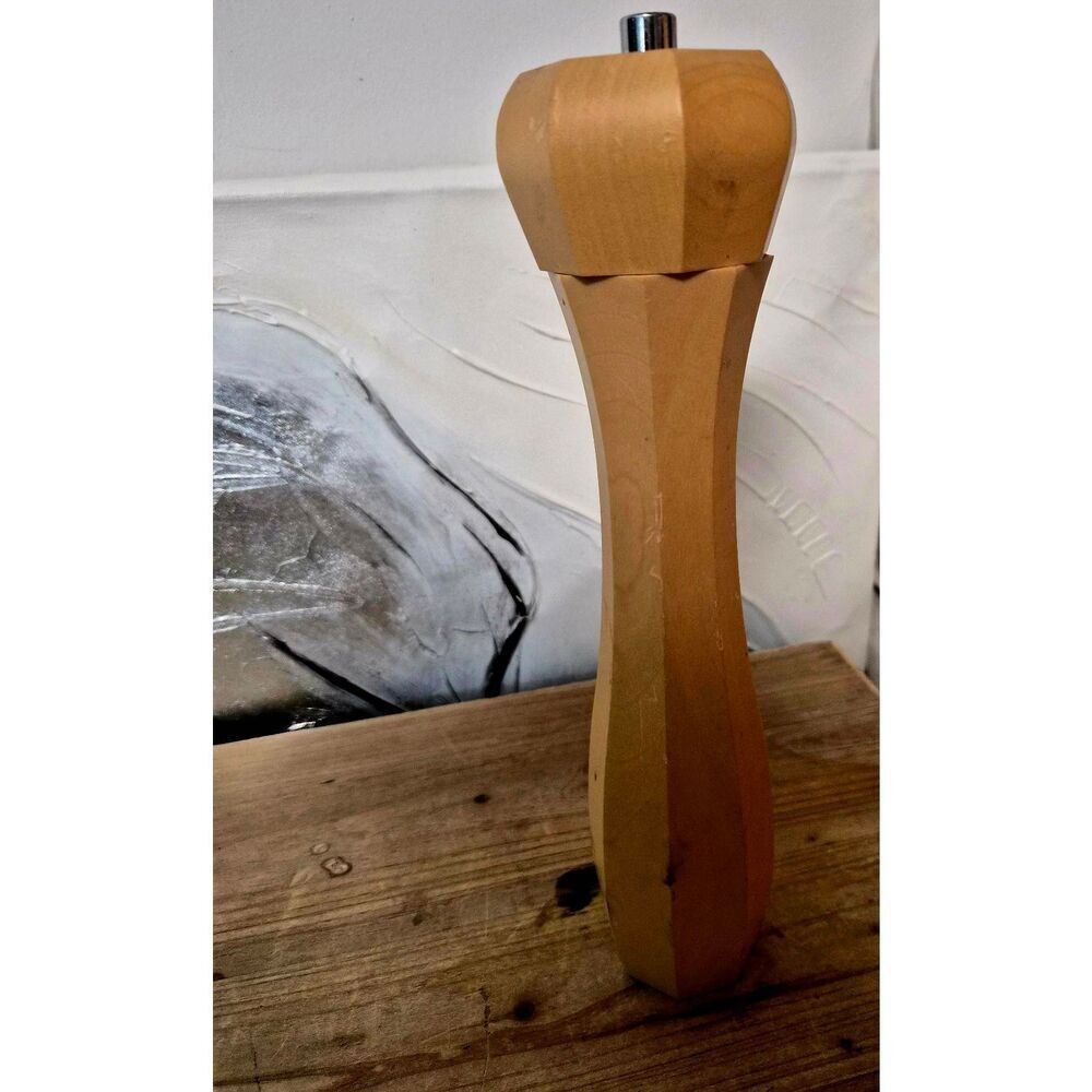 Williams Sonoma pepper grinder
